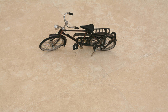大理石和自行车