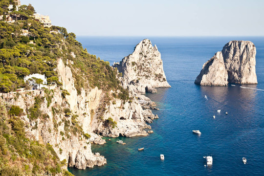 faraglioni di Capri