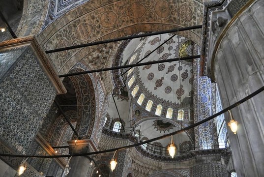 蓝色清真寺内；伊斯坦布尔