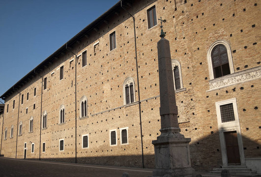 Urbino（游行；意大利Palazzo Ducale）-