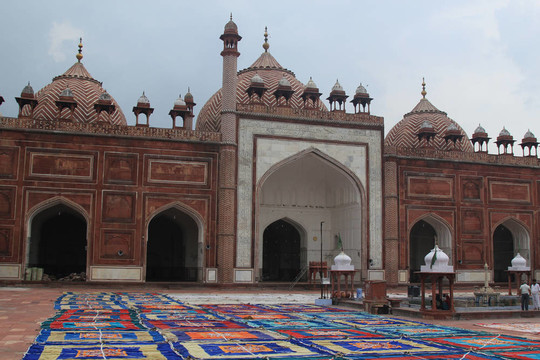 贾玛清真寺；印度最大的清真寺之一