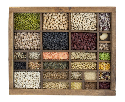 各种豆类；老式的照排机盒谷物和种子