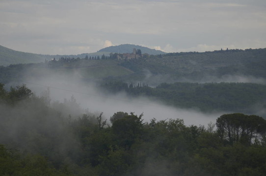 托斯卡纳山雾