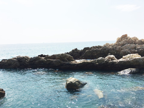 清澈透底的海水