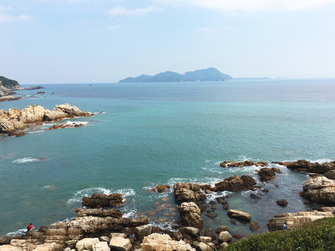 海上的礁石