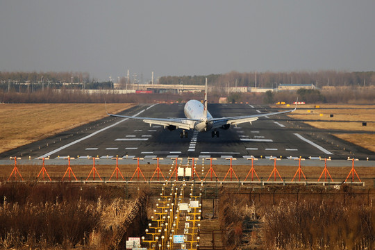 中国东方航空公司 飞机 降落
