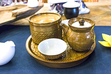 复古花纹茶具