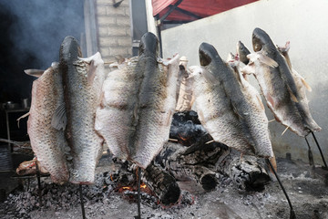 南疆烤鱼