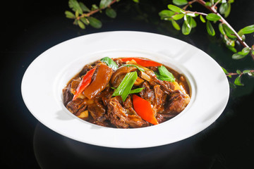 红焖羊肉