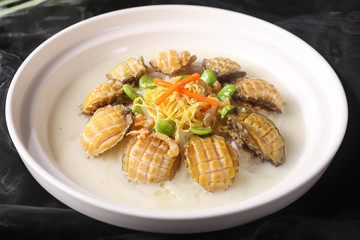 小鲍鱼烧萝卜丝