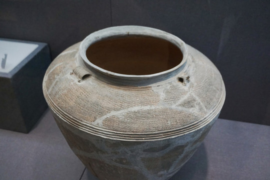 陶瓷商代印纹大陶罐