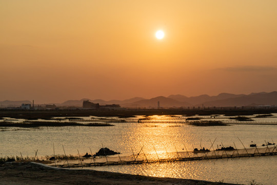 中国福建惠安夕阳海滨风景