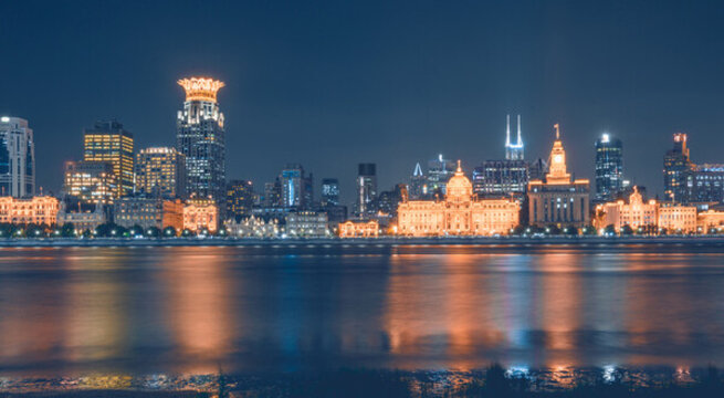 上海外滩老建筑夜景