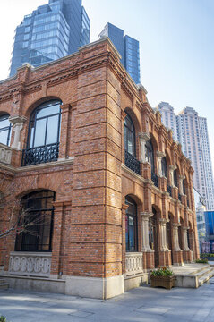 上海的清水红砖老洋房