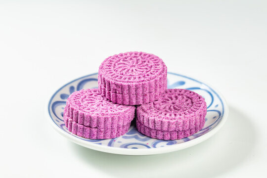 白底紫薯薏米糕暖胃早餐薏仁饼