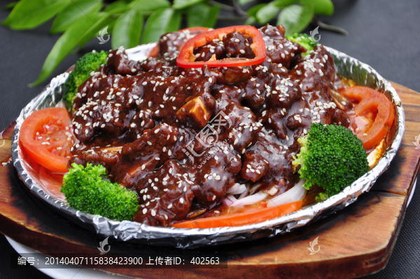 铁板牛仔骨