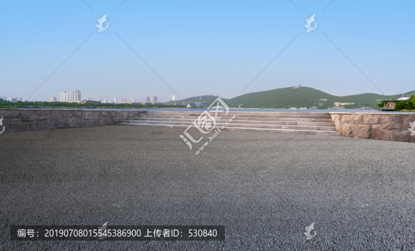 沥青路面和城市景观