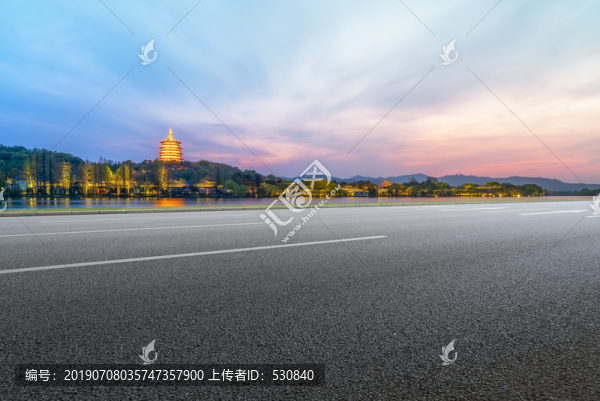 道路地面和园林景观