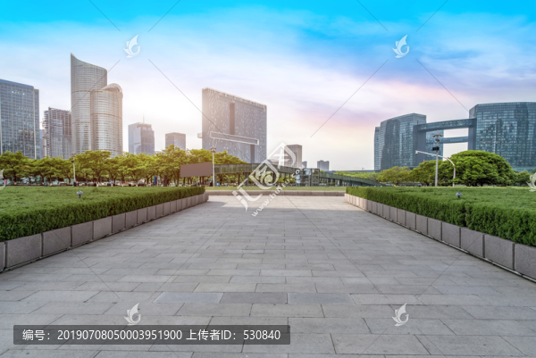 地砖路面和城市景观