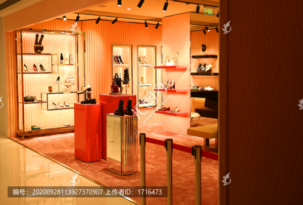 高档女鞋店
