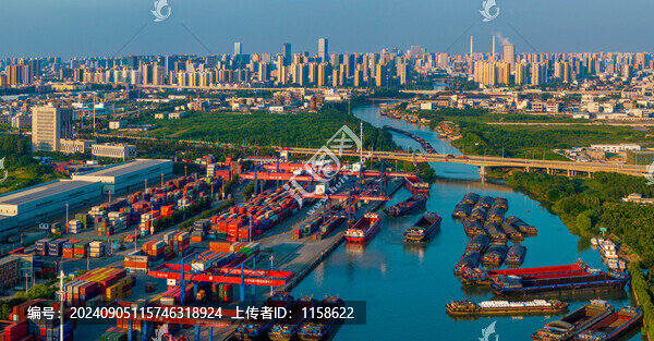 京杭运河江苏淮安段运输场景