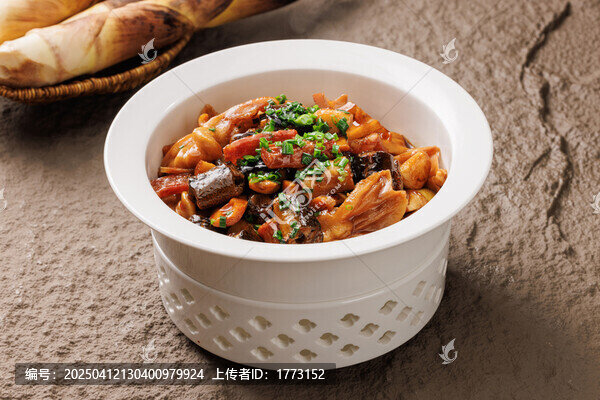 鸭掌烧鳝鱼