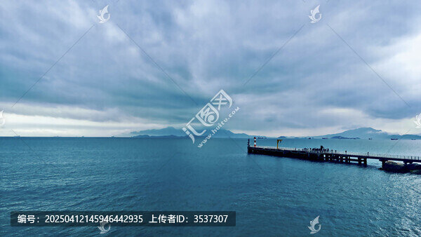 海边栈桥
