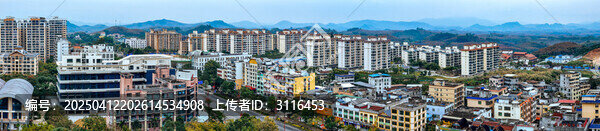 琼中县