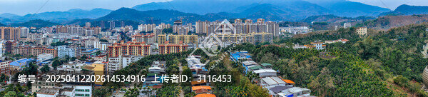 琼中县