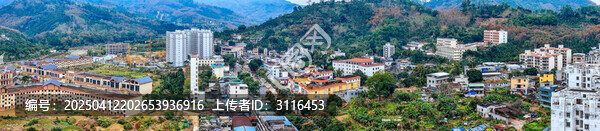 琼中县