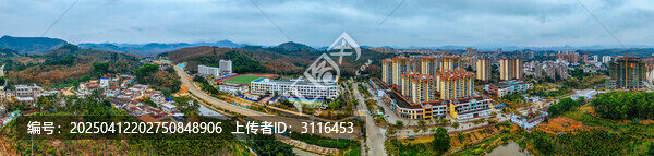 琼中县